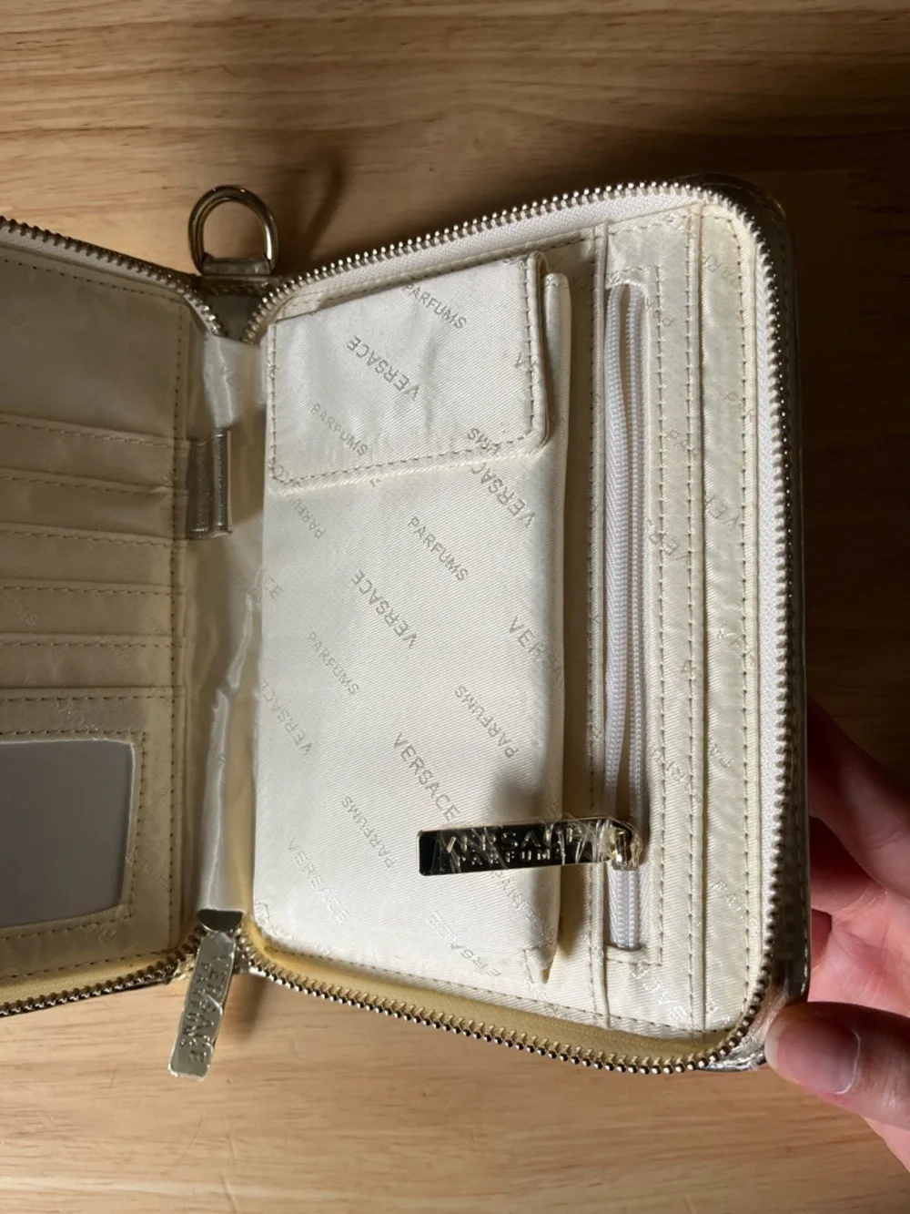 Versace Card Wallet - Picture 5 of 6